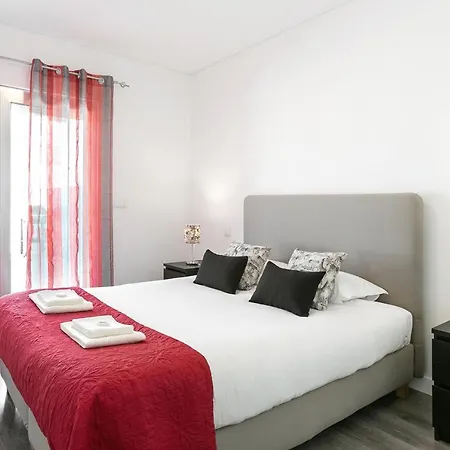 Just Sea 아파트 페니케